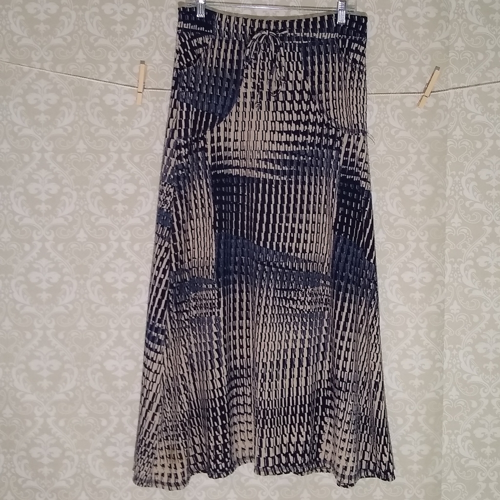 COIN 1804 Navy Patterned Skirt with Pockets